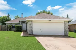 1415 S Medora St, Terrell, TX 75160 - Photo 19