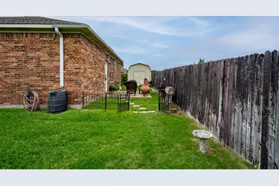 7427 Lake Front Trail, Arlington, TX 76002 - Photo 23