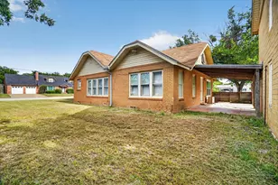 320 N 2nd St, Jacksboro, TX 76458 - Photo 15