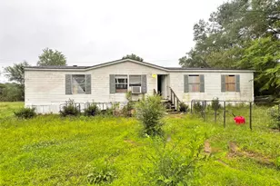 515 Crooked Trail, Waskom, TX 75692 - Photo 1
