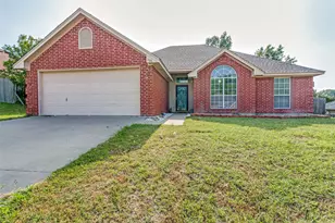 106 King Arthur Ct, Weatherford, TX 76086 - Photo 1