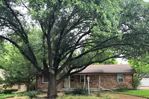 10711 Clearbrook Ln, Dallas, TX 75218 - Photo 1