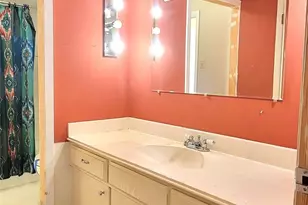 10711 Clearbrook Ln, Dallas, TX 75218 - Photo 9