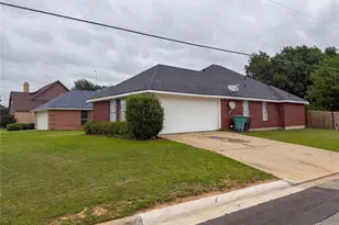 1901 Monte Cristo Way, Sherman, TX 75092 - Photo 3