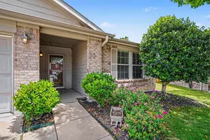 9232 Monument Ct, Fort Worth, TX 76244 - Photo 3