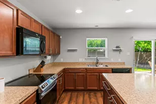 6901 Sylvan Meadows Dr, Fort Worth, TX 76120 - Photo 13