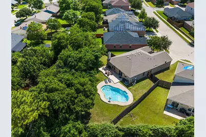 6901 Sylvan Meadows Drive, Fort Worth, TX 76120 - Photo 3