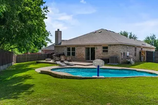 6901 Sylvan Meadows Dr, Fort Worth, TX 76120 - Photo 35