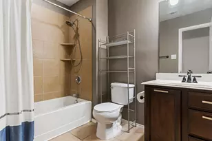 6901 Sylvan Meadows Dr, Fort Worth, TX 76120 - Photo 19