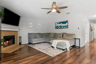 6901 Sylvan Meadows Dr, Fort Worth, TX 76120 - Photo 7