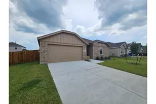 109 John Laurens Dr, Venus, TX 76084 - Photo 1