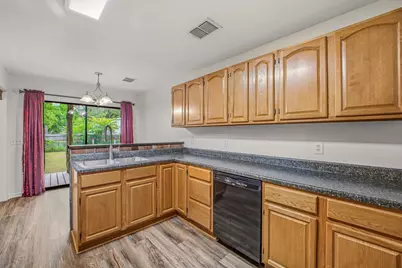 975 N Neblett Street, Stephenville, TX 76401 - Photo 17