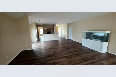 104 Idlewheat Lane, Dallas, TX 75241 - Photo 5