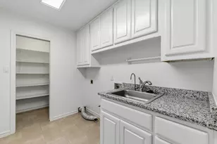 170 Double Oaks Drive, Double Oak, TX 75077 - Photo 9