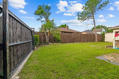 1514 Sayles Avenue, Arlington, TX 76018 - Photo 29