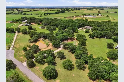 2304 Winchester Court, Tolar, TX 76476 - Photo 35