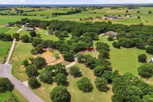 2304 Winchester Ct, Tolar, TX 76476 - Photo 35