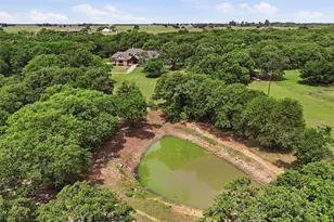 2304 Winchester Ct, Tolar, TX 76476 - Photo 37