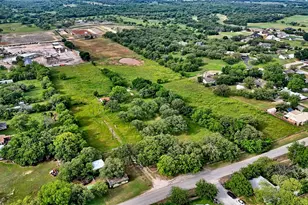 201 Croxton St, Nocona, TX 76255 - Photo 29