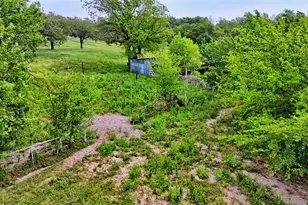 201 Croxton St, Nocona, TX 76255 - Photo 13