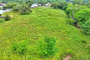 201 Croxton St, Nocona, TX 76255 - Photo 11