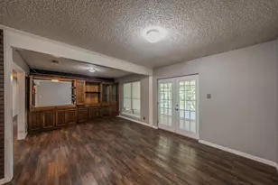 2030 Golf Ct, Denton, TX 76205 - Photo 29