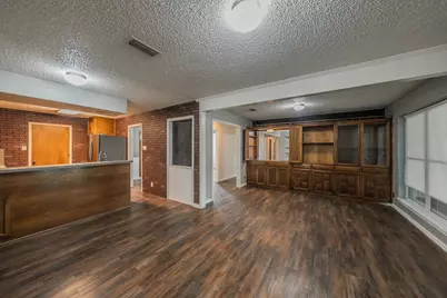 2030 Golf Court, Denton, TX 76205 - Photo 11