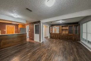 2030 Golf Ct, Denton, TX 76205 - Photo 11