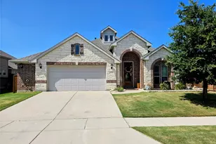 210 Spruce Valley Dr, Justin, TX 76247 - Photo 3