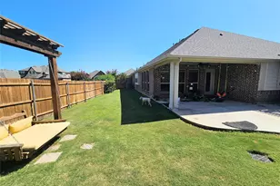 210 Spruce Valley Dr, Justin, TX 76247 - Photo 29
