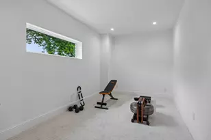 10215 Lynford Dr, Dallas, TX 75238 - Photo 29
