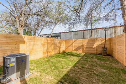 3526 Spring Avenue, Dallas, TX 75210 - Photo 25