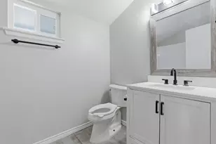 1900 Charleston Dr, Bedford, TX 76022 - Photo 23