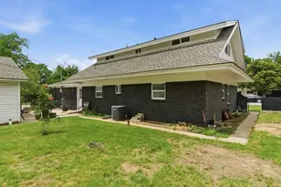 1900 Charleston Dr, Bedford, TX 76022 - Photo 29