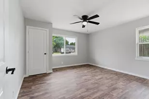 1900 Charleston Dr, Bedford, TX 76022 - Photo 19