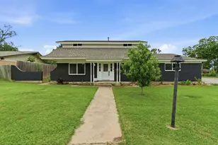 1900 Charleston Dr, Bedford, TX 76022 - Photo 1