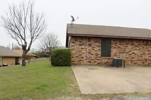 1110 Curtis Dr, Weatherford, TX 76086 - Photo 13