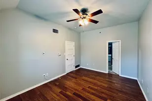 1508 Villars St, Dallas, TX 75204 - Photo 9