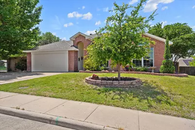 501 Meadowview Street, Farmersville, TX 75442 - Photo 3