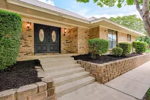 320 S Irving Heights Dr, Irving, TX 75060 - Photo 1