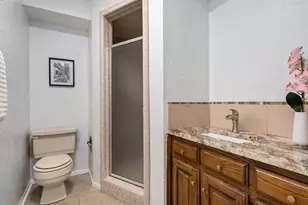 320 S Irving Heights Dr, Irving, TX 75060 - Photo 25