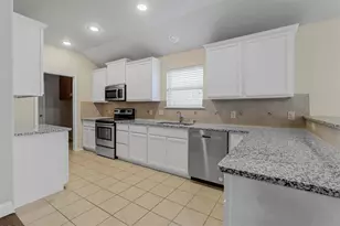 1316 Red River Dr, Aubrey, TX 76227 - Photo 5