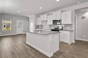 122 Davis Ln, Denton, TX 76259 - Photo 5