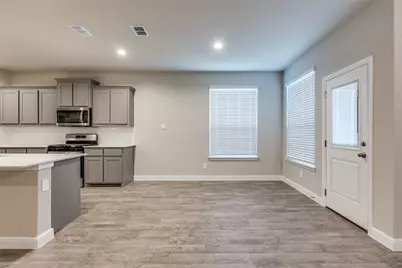 1101 Southwark Drive, Fort Worth, TX 76247 - Photo 5