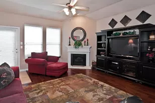 10137 Sanden Dr, McKinney, TX 75072 - Photo 5