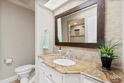 8350 Southmeadow Circle, Dallas, TX 75231 - Photo 17