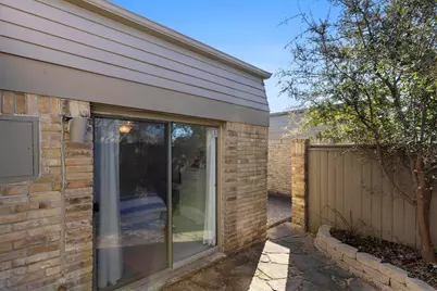 8350 Southmeadow Circle, Dallas, TX 75231 - Photo 21