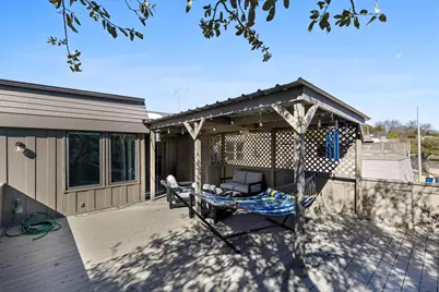 8350 Southmeadow Circle, Dallas, TX 75231 - Photo 19