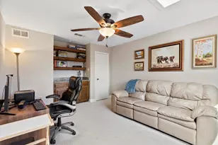 8350 Southmeadow Cir, Dallas, TX 75231 - Photo 11