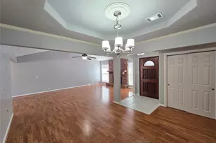 2822 Oak Forest Dr, Grapevine, TX 76051 - Photo 13